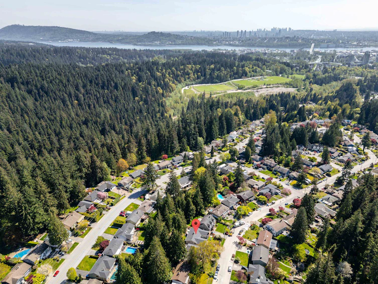 2602 Kilmarnock Crescent, North Vancouver, BC, V7J 2Z5 - 39