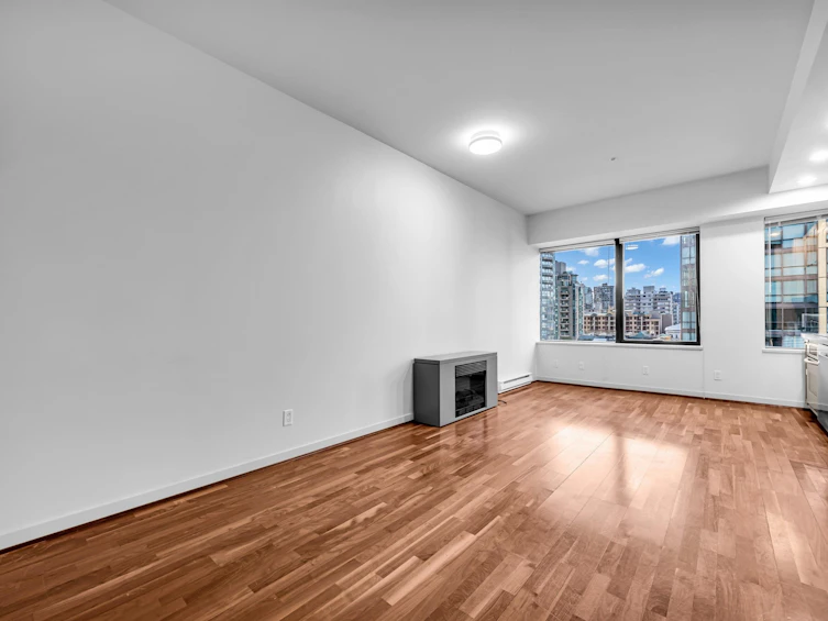 1010-1333 W Georgia Street, Vancouver, BC, V6E 4V3 - 9