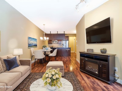 316-11887 Burnett Street - 4