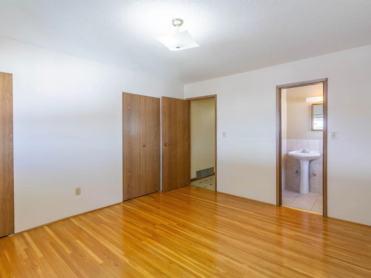 4651 Georgia Street, Burnaby, BC, V5C 2V6 - 17