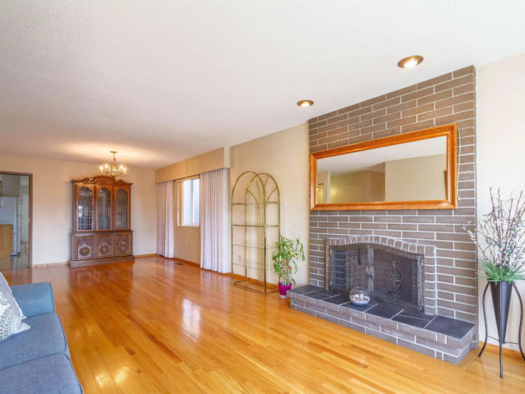 4651 Georgia Street, Burnaby, BC, V5C 2V6 - 4