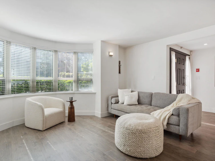T14-1501 Howe Street, Vancouver, BC, V6Z 2P8 - 2