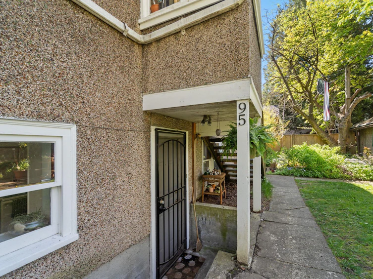 95 East 15th Avenue, Vancouver, BC, V5T 2P5 - 10
