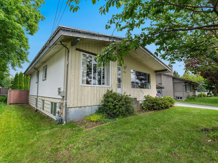 33847 Fern Street, Abbotsford, BC, V2S 1G4 - 36