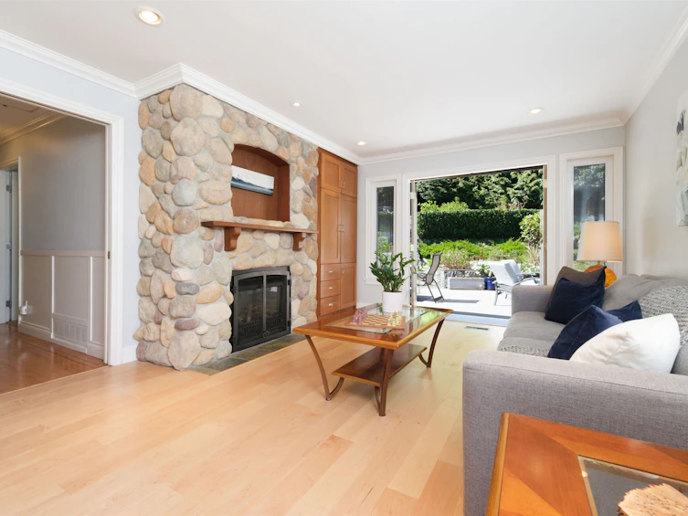 4627 Valley Road, North Vancouver, BC, V7K 2M1 - 6