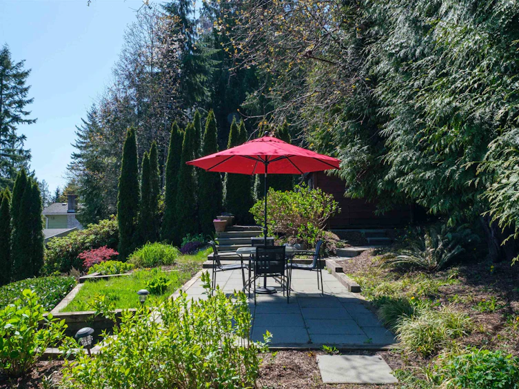 4627 Valley Road, North Vancouver, BC, V7K 2M1 - 38