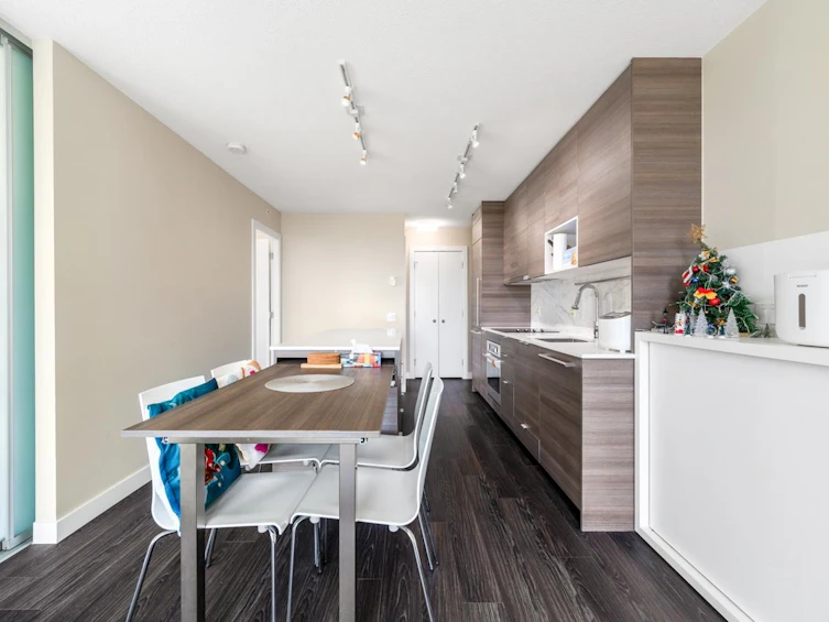 902-13398 104 Avenue, Surrey, BC, V3T 1V6 - 7