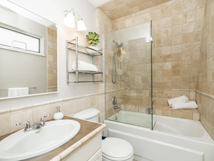 104-222 W 4th Street, North Vancouver, BC, V7M 1H7 - 23