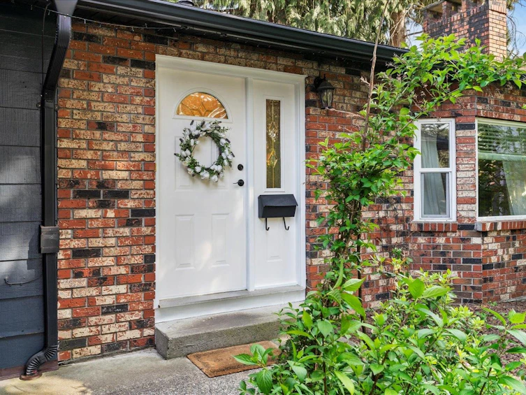 11746 Morris Street, Maple Ridge, BC, V2X 5C8 - 2