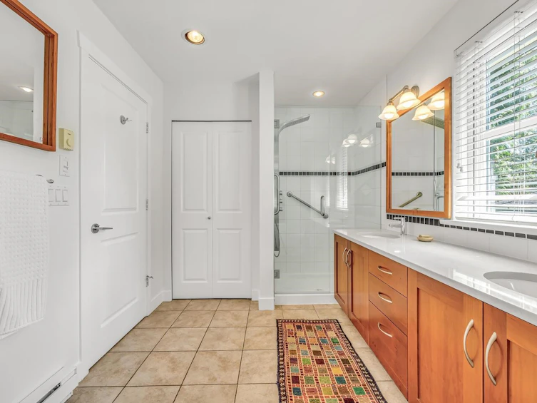 4658 Capilano Road, North Vancouver, BC, V7R 4K3 - 26