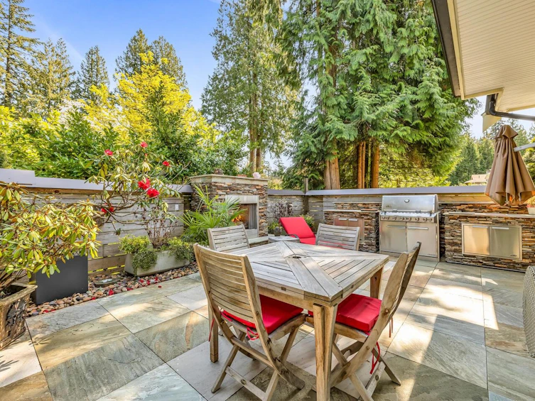 4658 Capilano Road, North Vancouver, BC, V7R 4K3 - 20