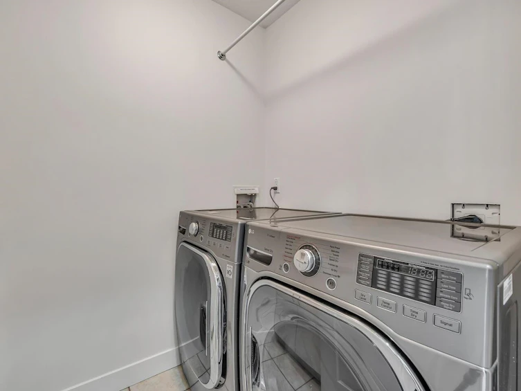 4658 Capilano Road, North Vancouver, BC, V7R 4K3 - 30