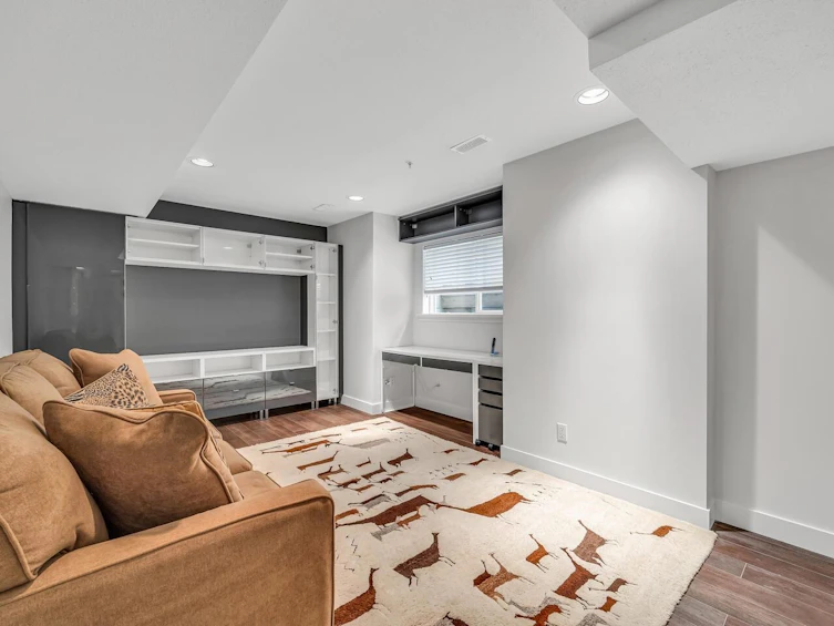 4658 Capilano Road, North Vancouver, BC, V7R 4K3 - 35