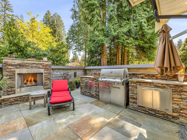4658 Capilano Road, North Vancouver, BC, V7R 4K3 - 21