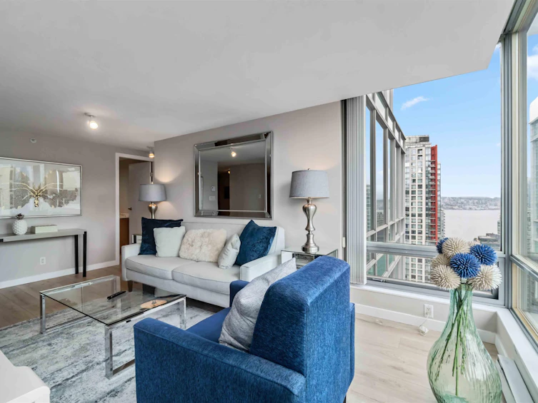 2704-1200 W Georgia Street, Vancouver, BC, V6E 4R2 - 4