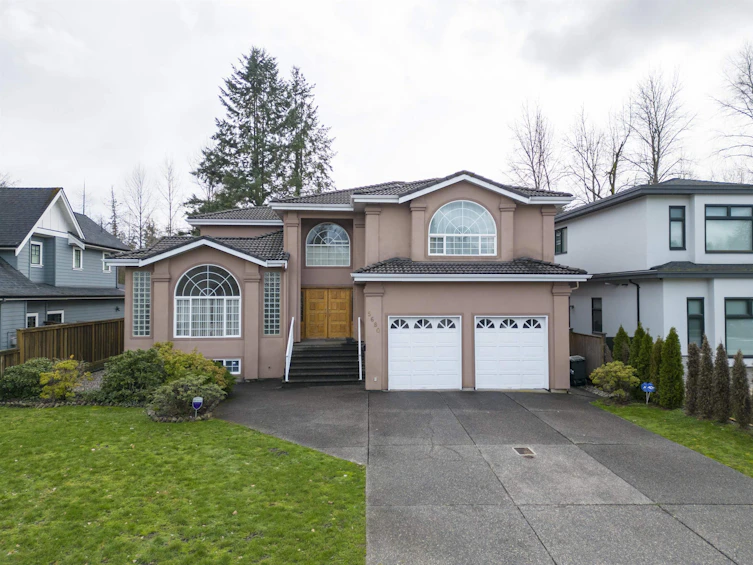 5680 Cedarwood Street, Burnaby, BC, V5G 2K6