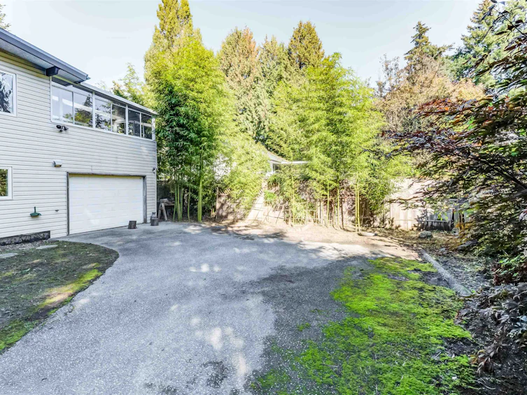 7674 Burris Street, Burnaby, BC, V5E 1Z3 - 31