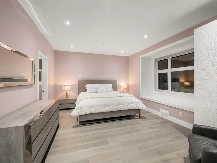 13689 Blackburn Avenue, Surrey, BC, V4B 2Z1 - 23