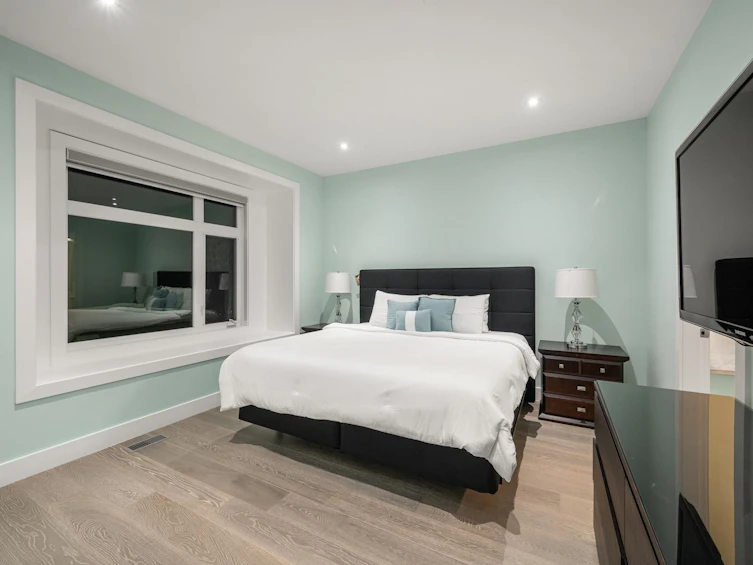 13689 Blackburn Avenue, Surrey, BC, V4B 2Z1 - 27
