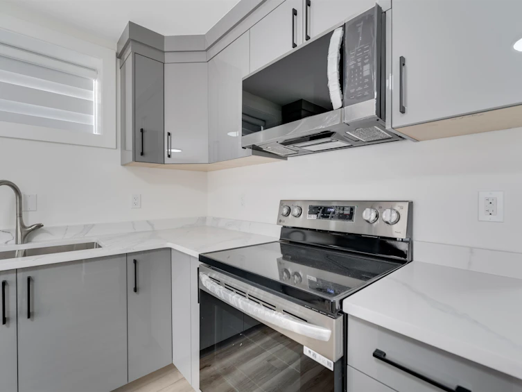 1682 Mckenzie Road, Abbotsford, BC, V2S 8J6 - 21