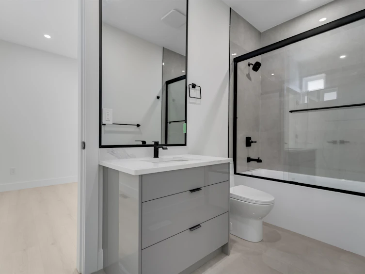 1682 Mckenzie Road, Abbotsford, BC, V2S 8J6 - 23