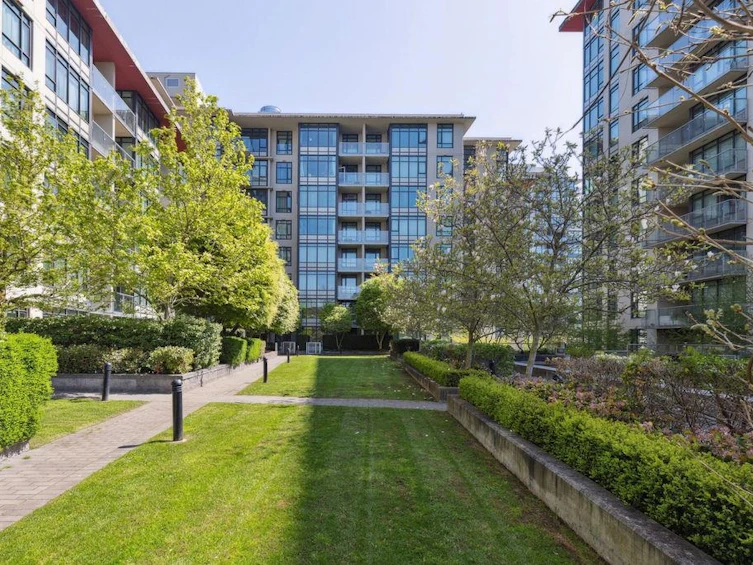 203-7328 Gollner Avenue, Richmond, BC, V6X 0H7 - 33