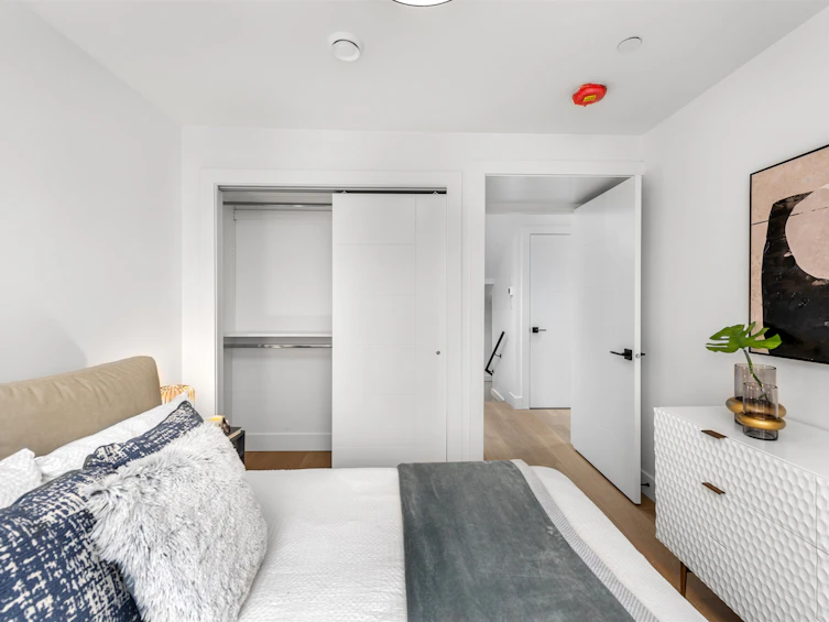 2038 E 1st Avenue, Vancouver, BC, V5N 1B5 - 16
