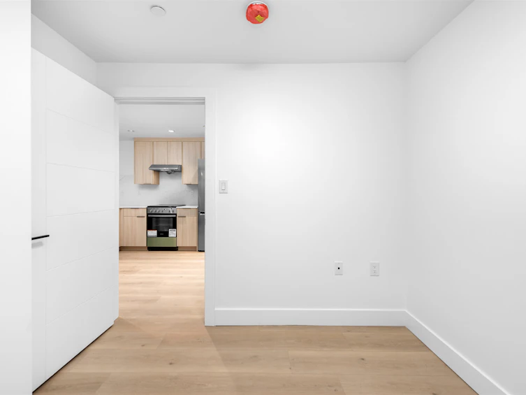2038 E 1st Avenue, Vancouver, BC, V5N 1B5 - 32