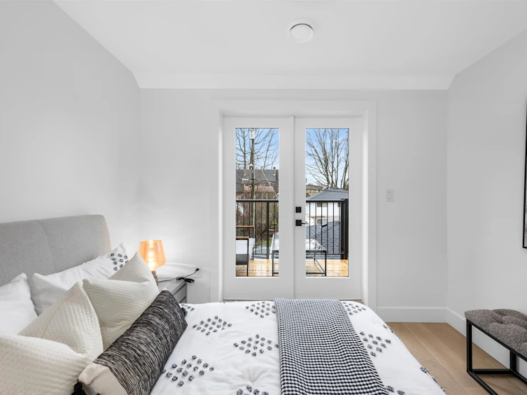 2038 E 1st Avenue, Vancouver, BC, V5N 1B5 - 20