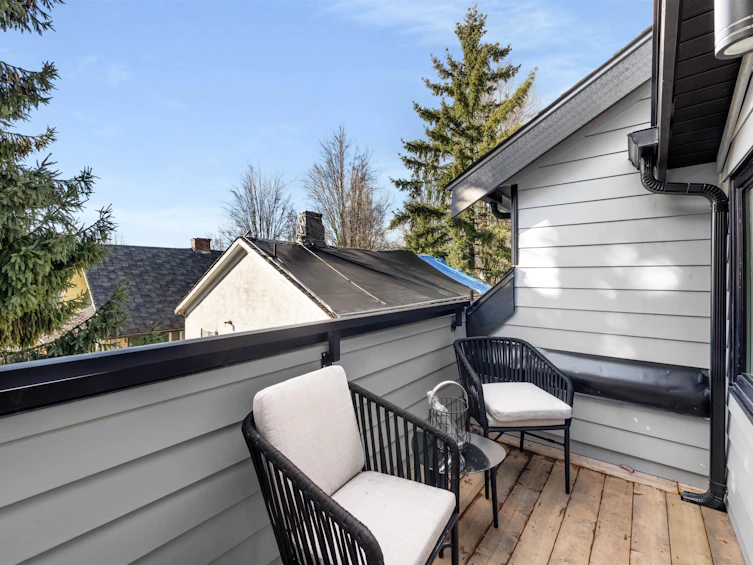 2038 E 1st Avenue, Vancouver, BC, V5N 1B5 - 33