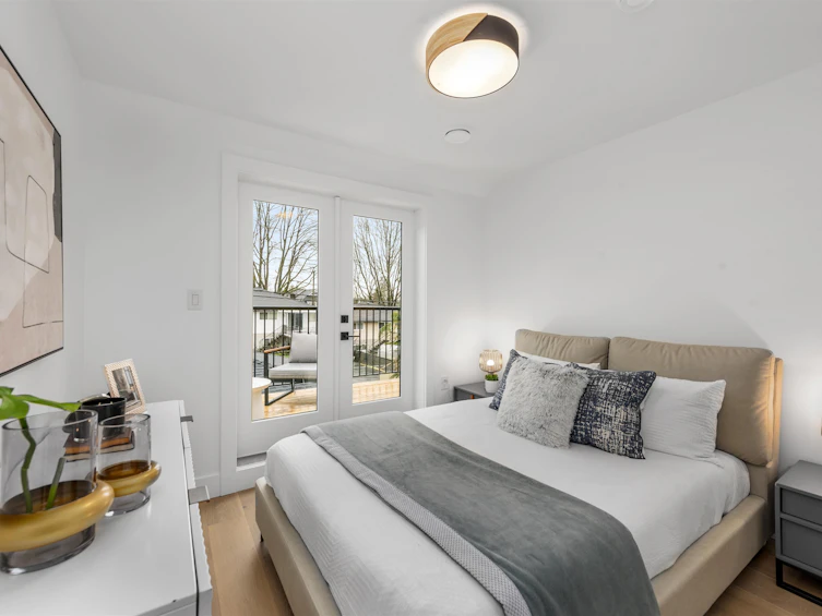 2038 E 1st Avenue, Vancouver, BC, V5N 1B5 - 15