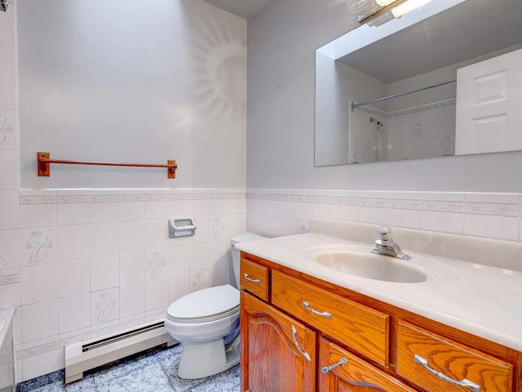 8166 11th Avenue, Burnaby, BC, V3N 2N9 - 26