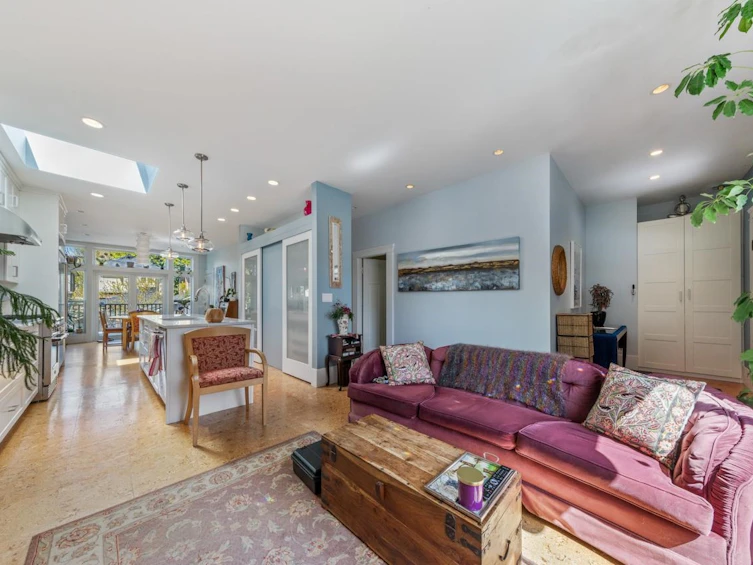 1953 Grant Street, Vancouver, BC, V5L 2Z1 - 3