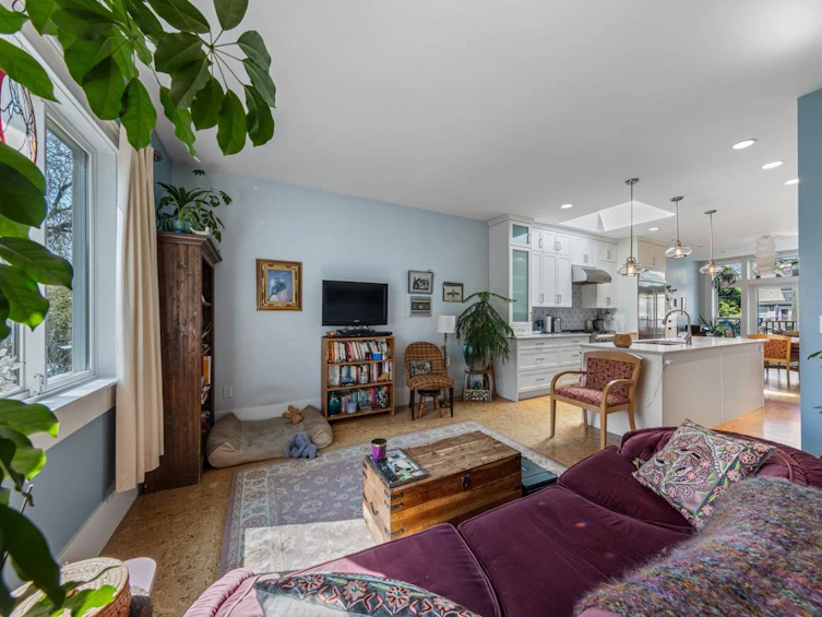 1953 Grant Street, Vancouver, BC, V5L 2Z1 - 4