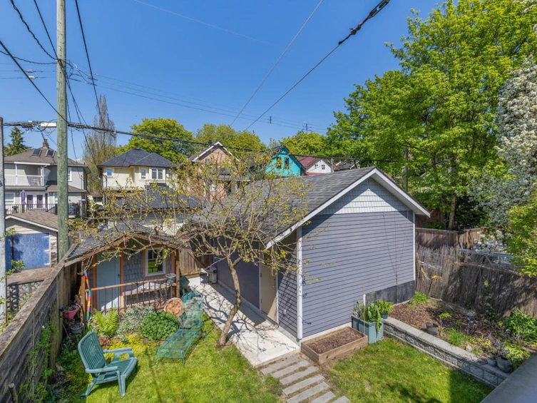 1953 Grant Street, Vancouver, BC, V5L 2Z1 - 24