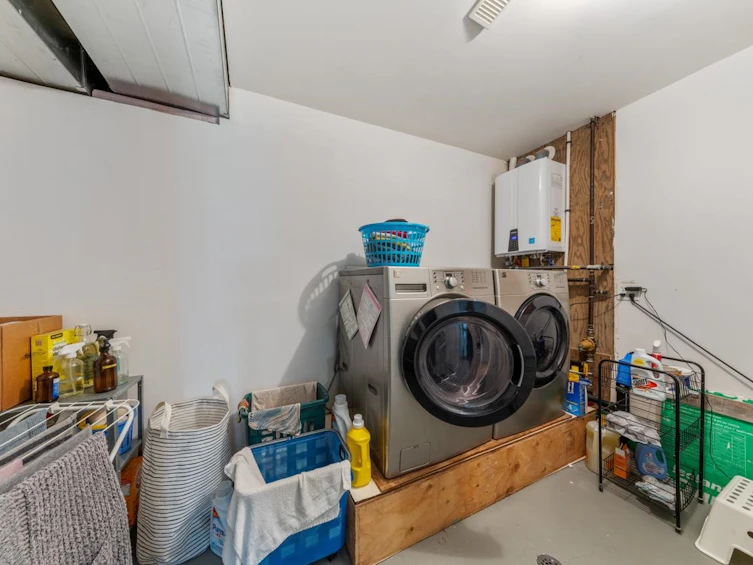 1953 Grant Street, Vancouver, BC, V5L 2Z1 - 19