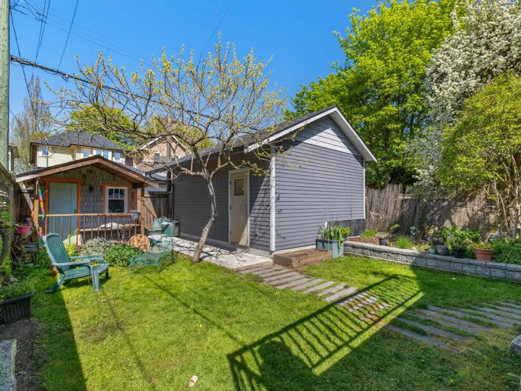 1953 Grant Street, Vancouver, BC, V5L 2Z1 - 31