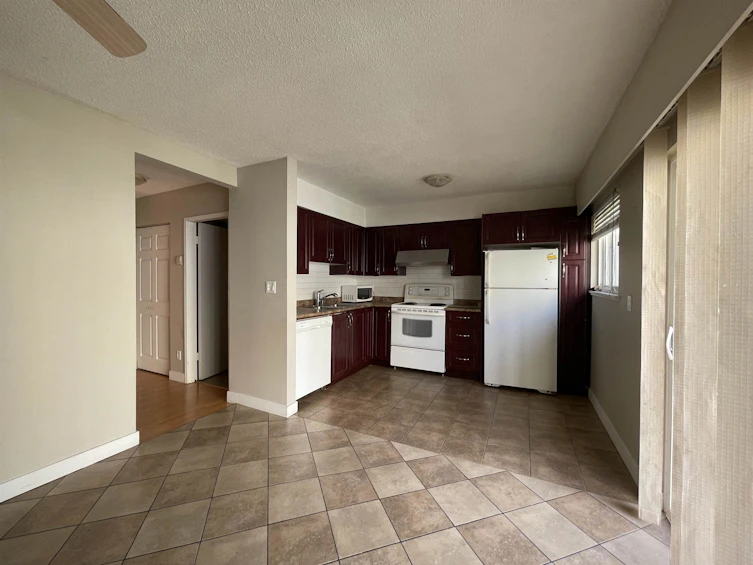 6-322 Begin Street, Coquitlam, BC, V3K 4V9 - 7