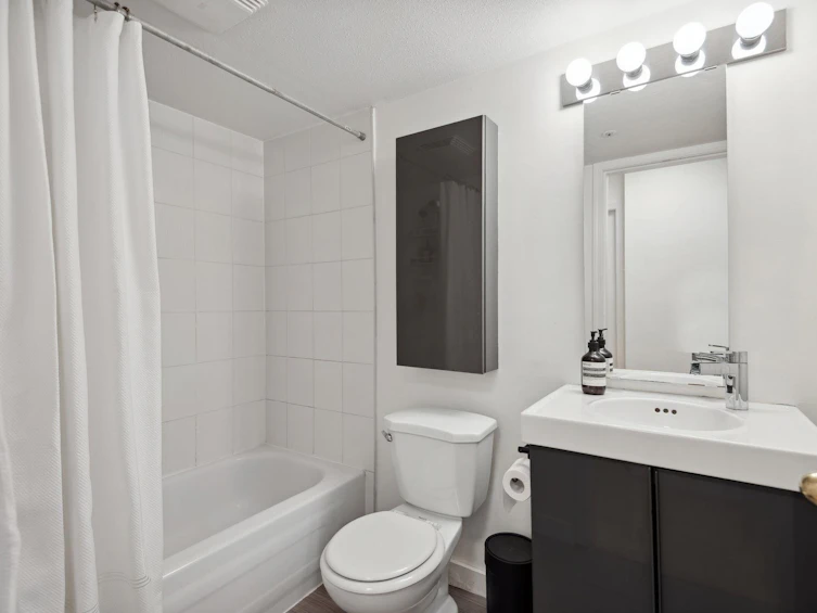202-1729 E Georgia Street, Vancouver, BC, V5L 2B3 - 15