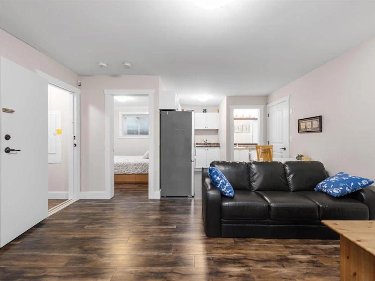 1027 Stewart Avenue, Coquitlam, BC, V3K 2N7 - 29