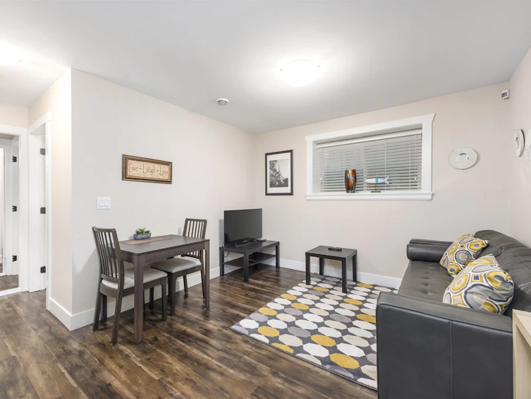 1027 Stewart Avenue, Coquitlam, BC, V3K 2N7 - 25