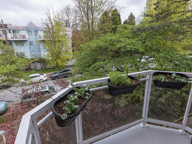 301-1610 E 5th Avenue, Vancouver, BC, V5N 1L7 - 5