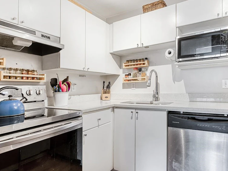 301-1610 E 5th Avenue, Vancouver, BC, V5N 1L7 - 10