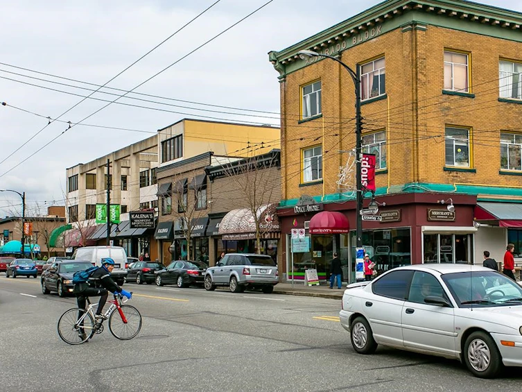 301-1610 E 5th Avenue, Vancouver, BC, V5N 1L7 - 18