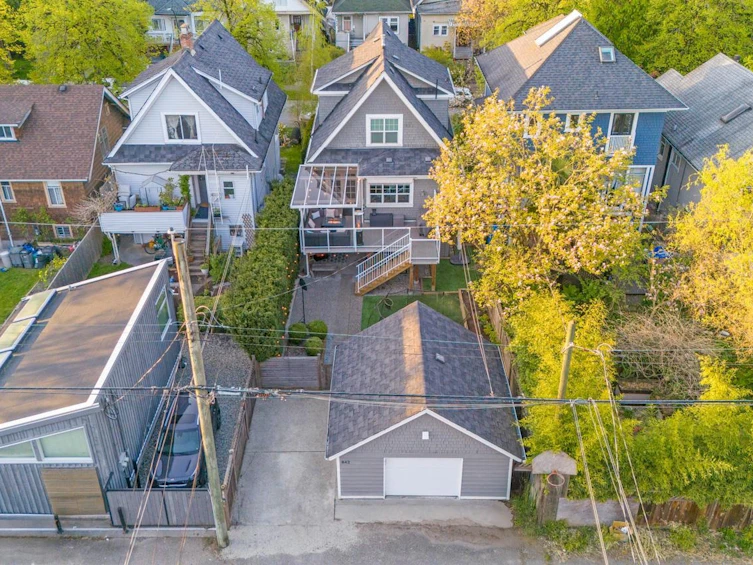 842 E 11th Avenue, Vancouver, BC, V5T 2E6 - 37