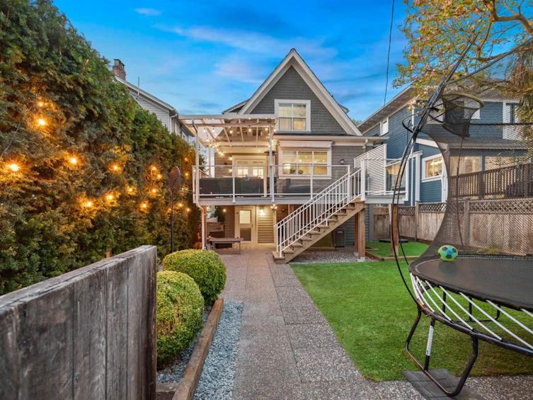842 E 11th Avenue, Vancouver, BC, V5T 2E6 - 5