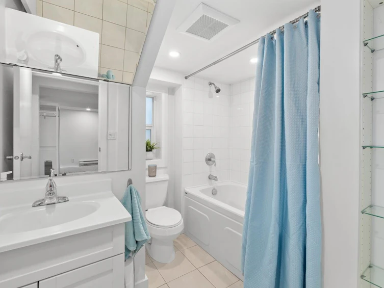 842 E 11th Avenue, Vancouver, BC, V5T 2E6 - 34