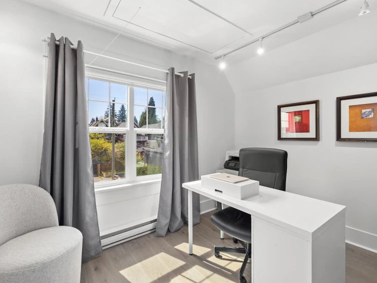842 E 11th Avenue, Vancouver, BC, V5T 2E6 - 25