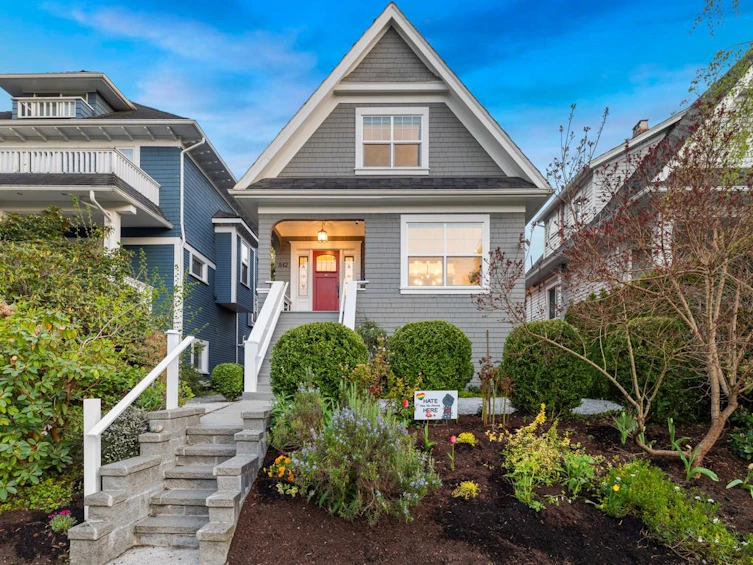 842 E 11th Avenue, Vancouver, BC, V5T 2E6 - 7