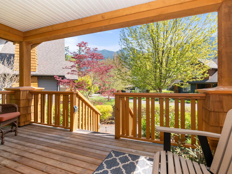 1869 Blackberry Lane, Cultus Lake, BC, V2R 0E1 - 3